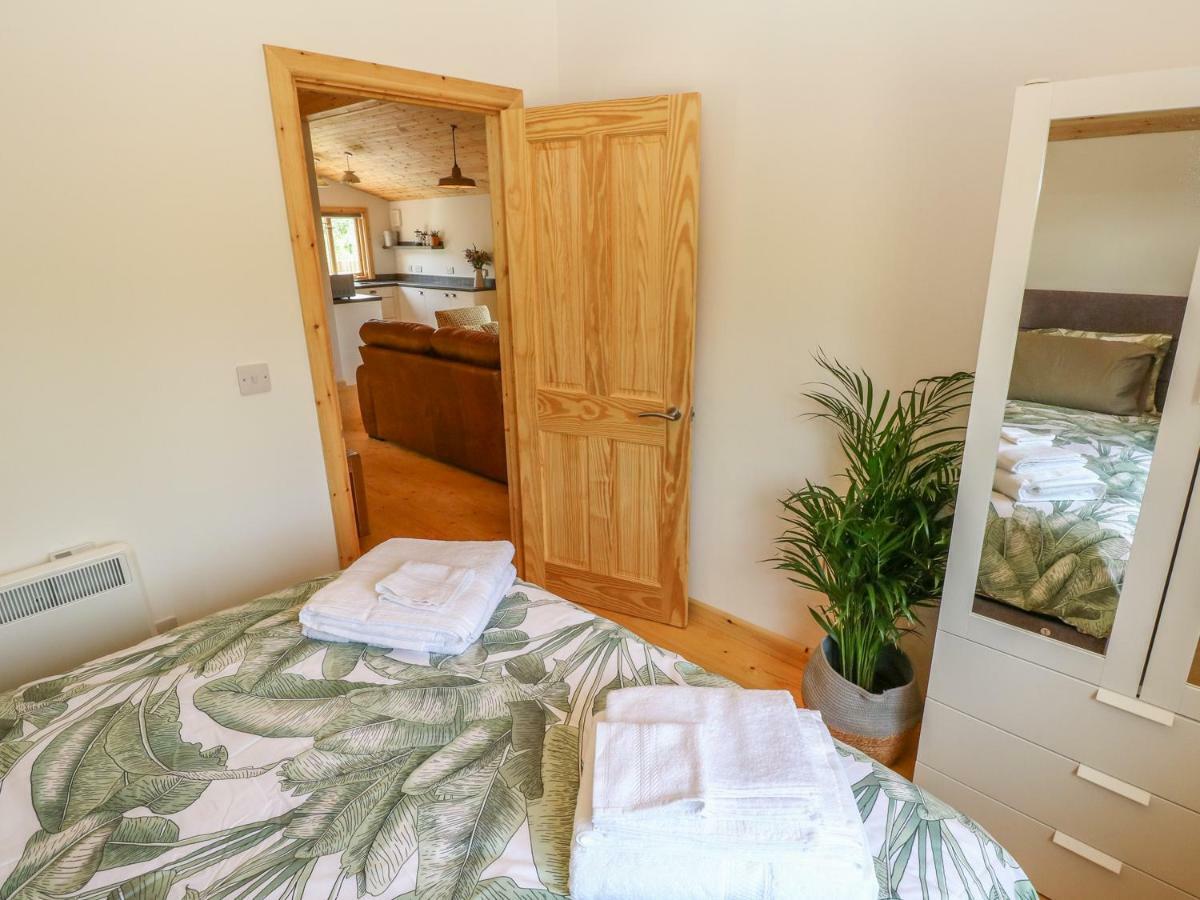 Willow Lodge Tenby Esterno foto