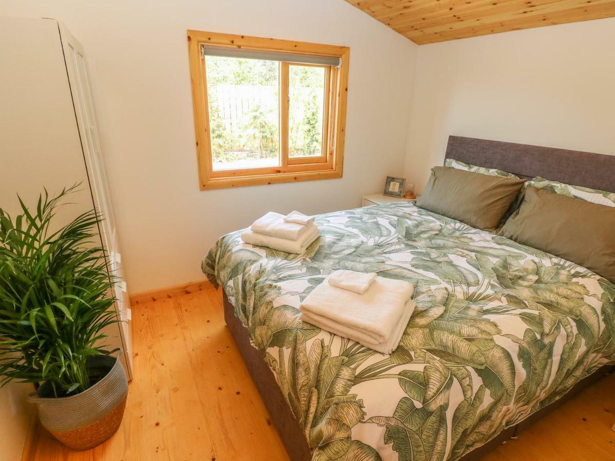 Willow Lodge Tenby Esterno foto
