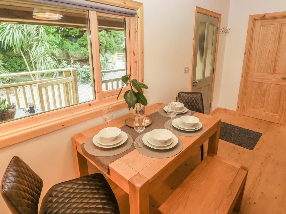 Willow Lodge Tenby Esterno foto